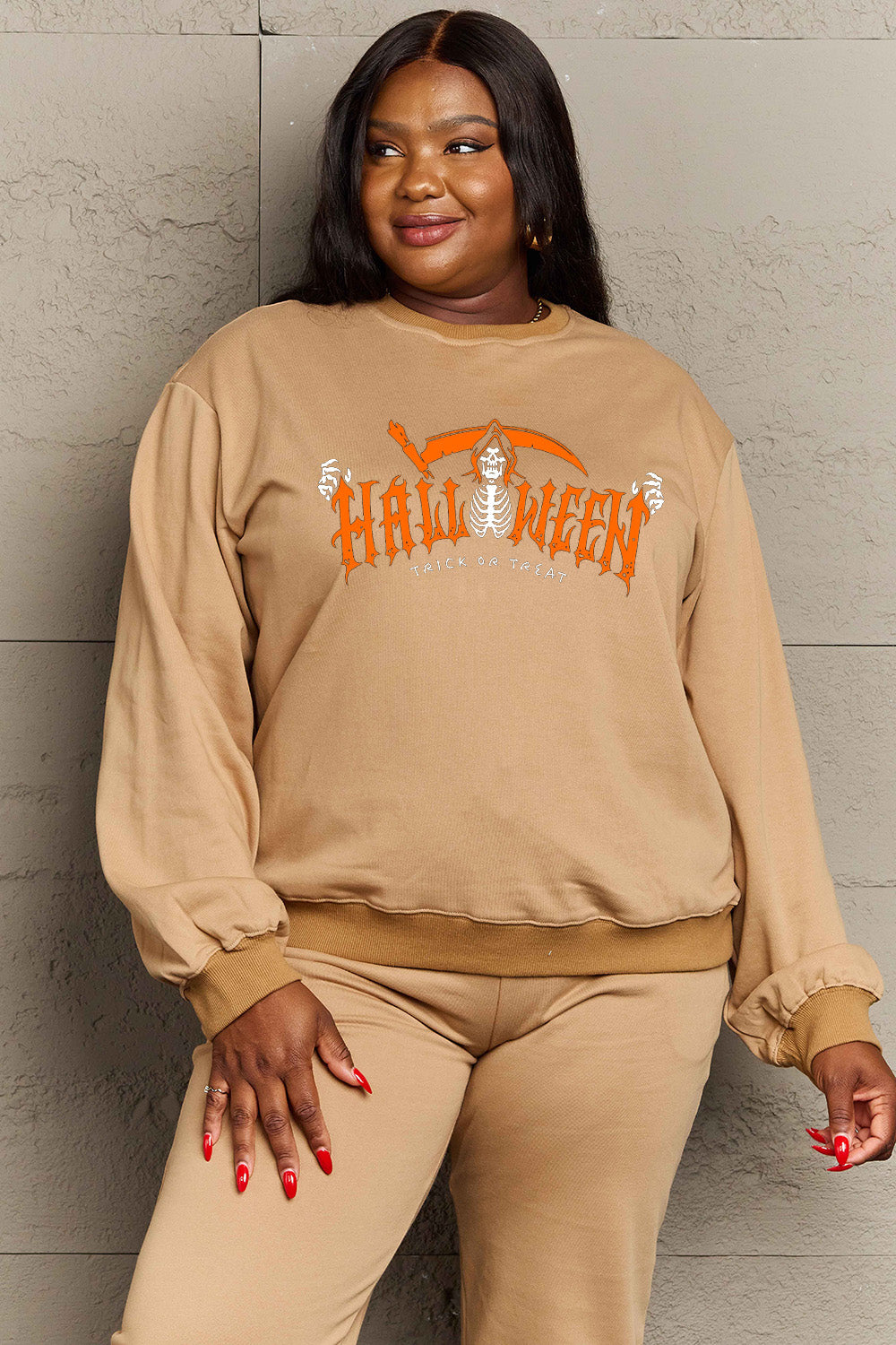 HALLOWEEN TRICK OR TREAT Graphic Sweatshirt