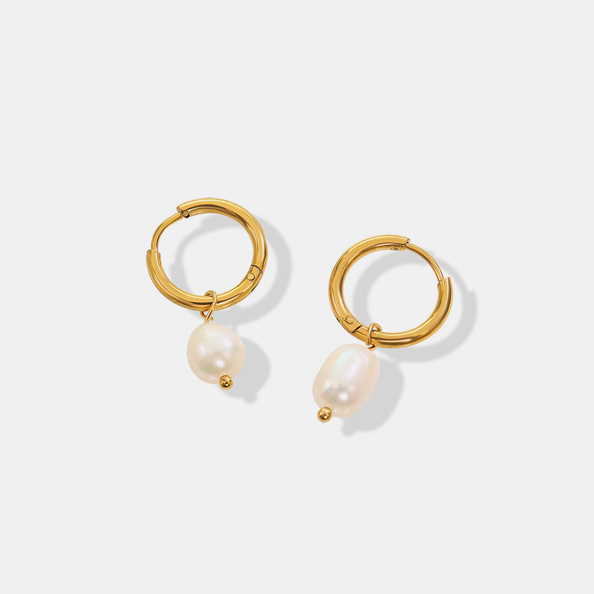 Mine Oh Mine Pearl Earrings