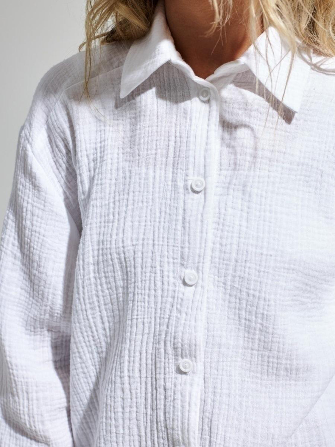 Textured Collared Long Sleeve Shirt