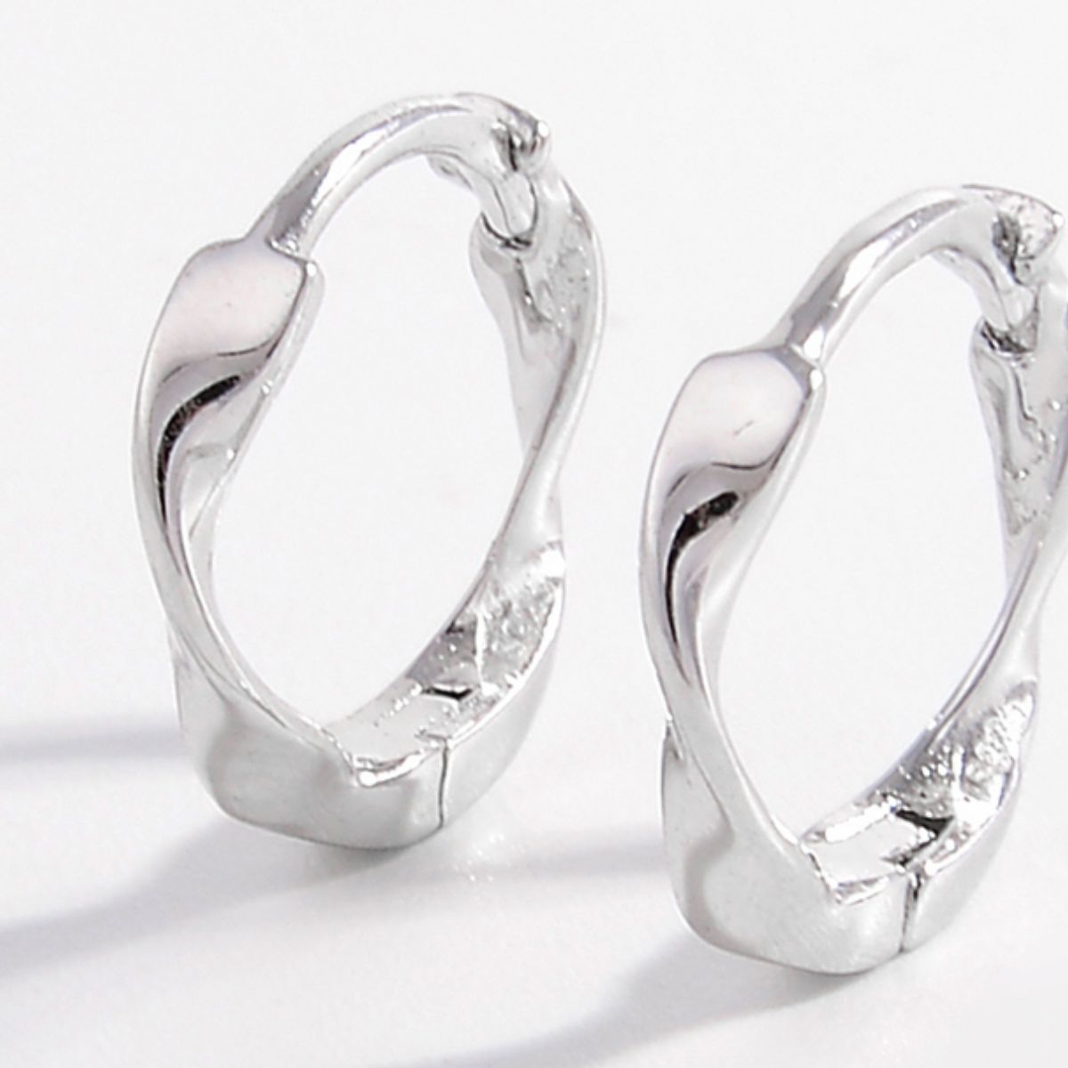 Motion Hoop Earrings