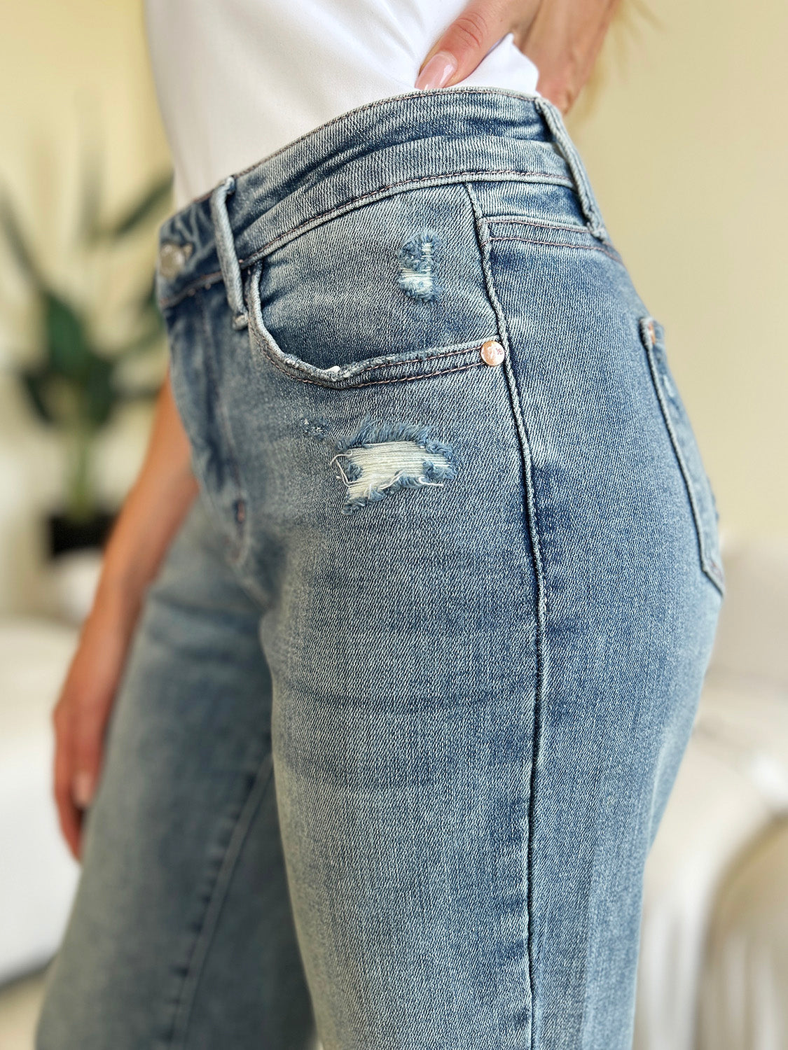 High Waisted Distressed Straight Cut Jeans