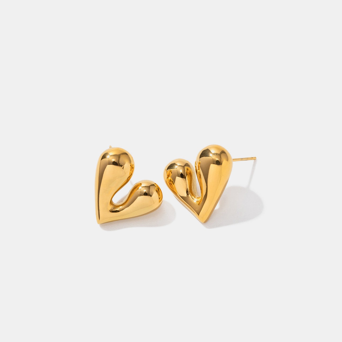 Falling Deep Stud Earrings