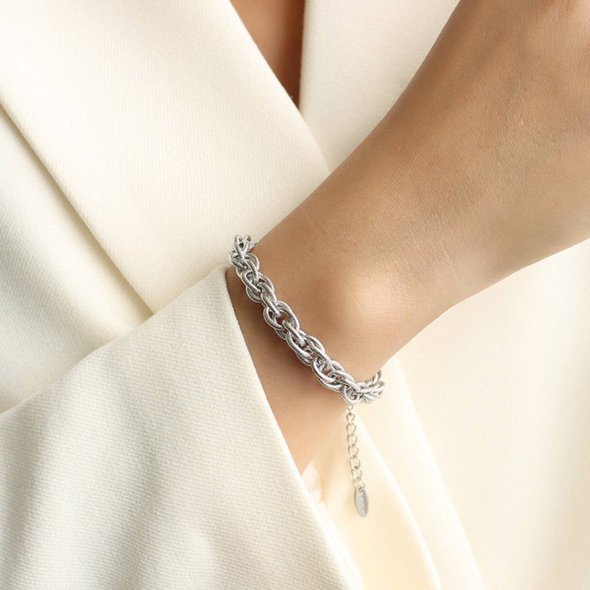 Feel Secure Chain Bracelet