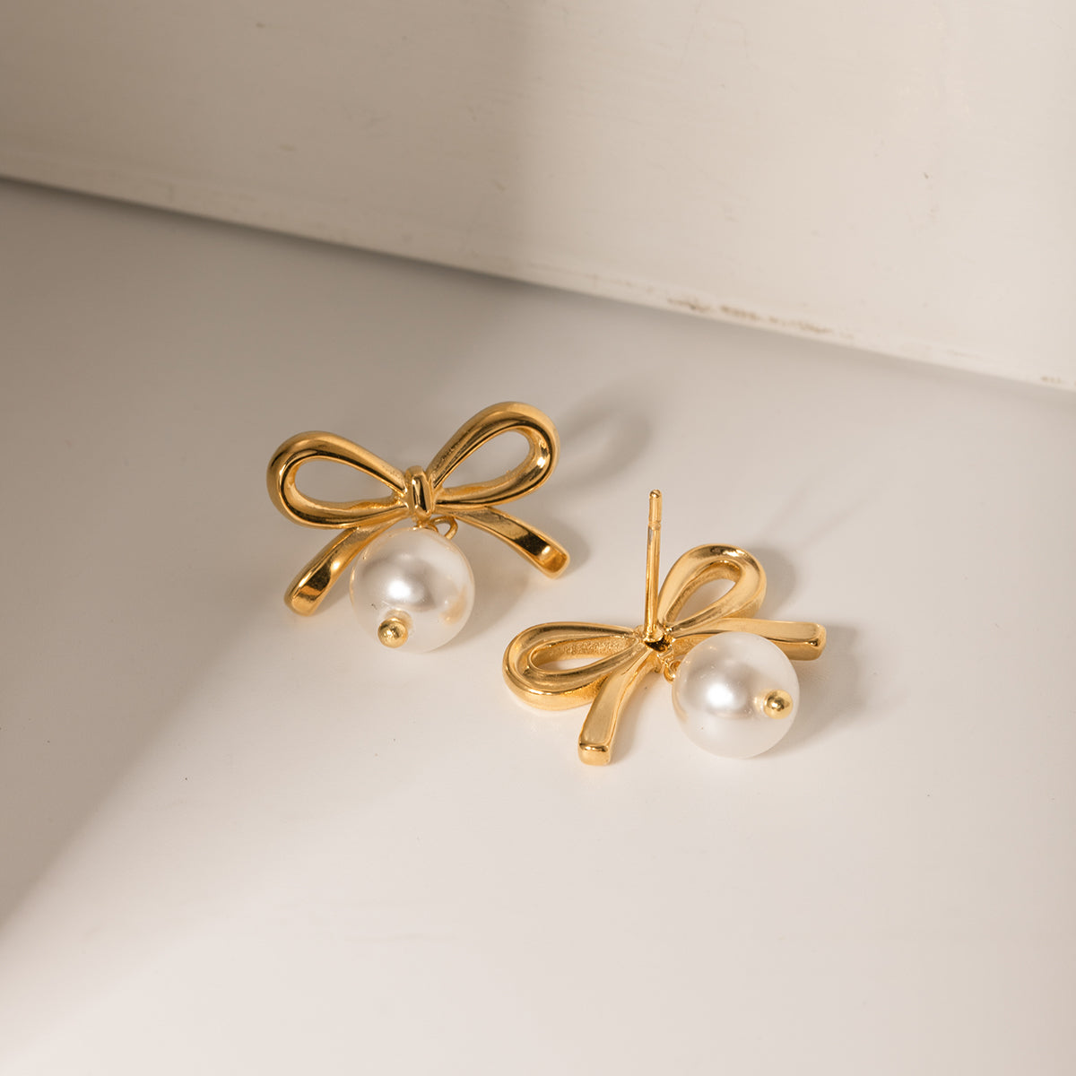 Yes Please Gold Bow Earrings