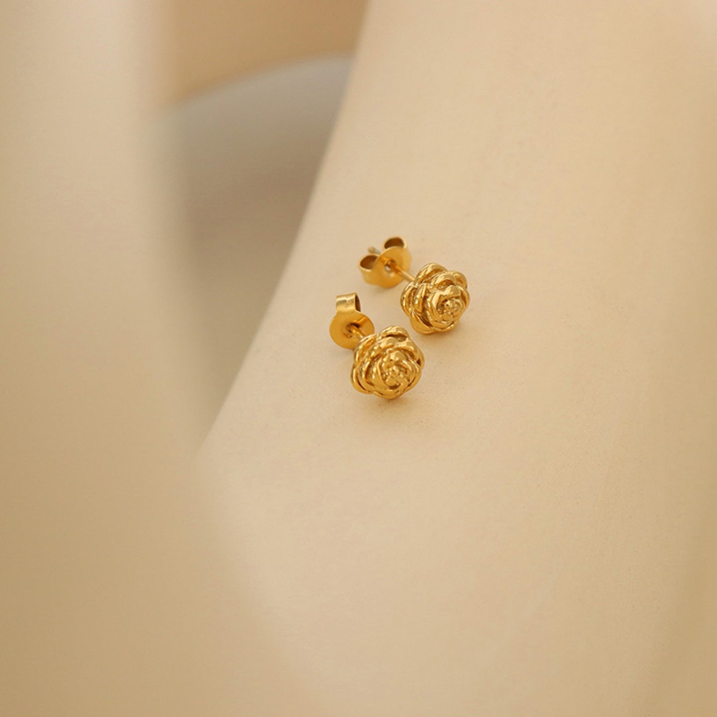 Rosa Stud Earrings