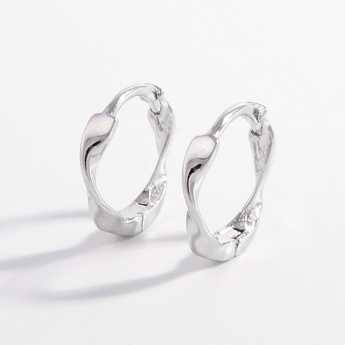 Motion Hoop Earrings