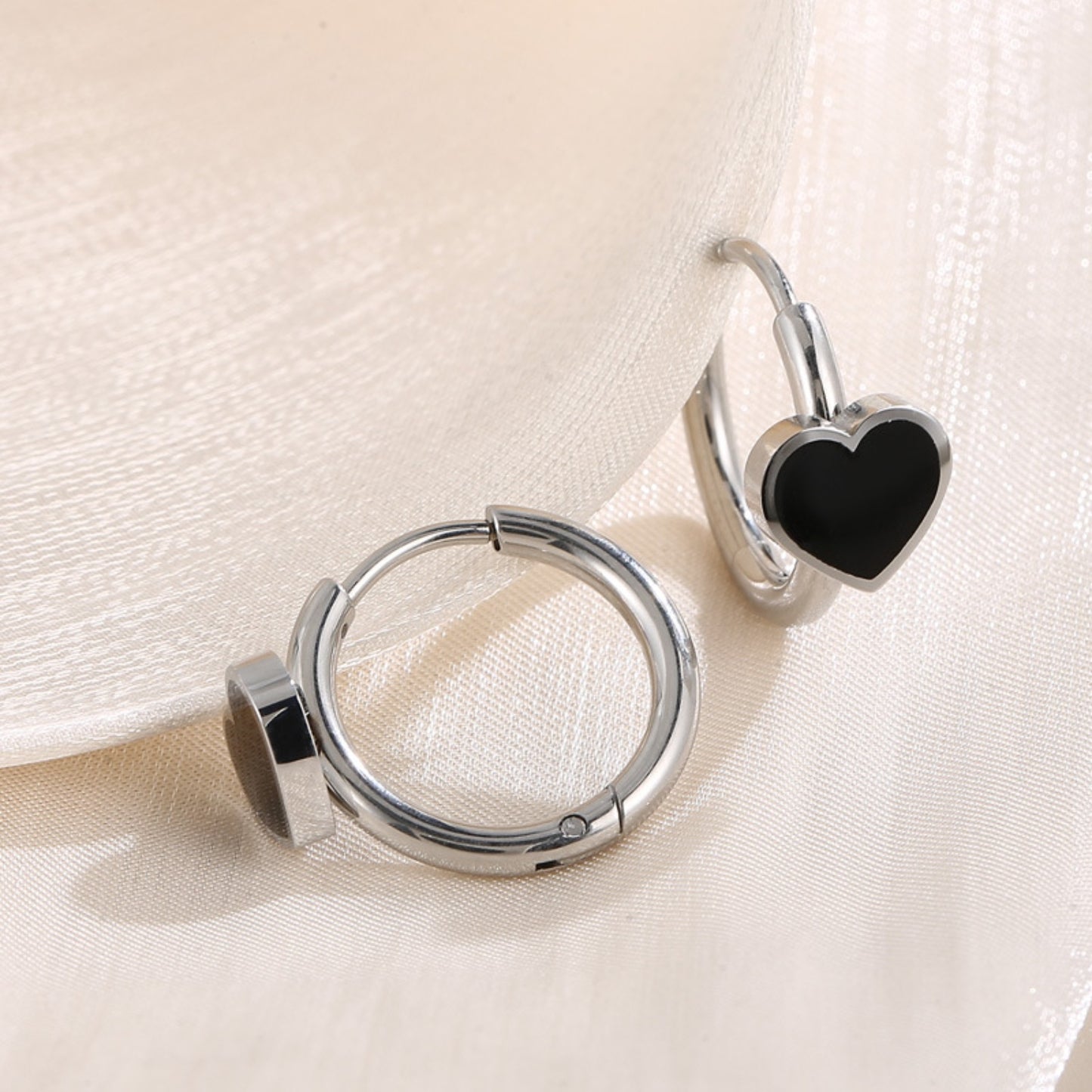 Voided Heart Mini Hoop Earrings