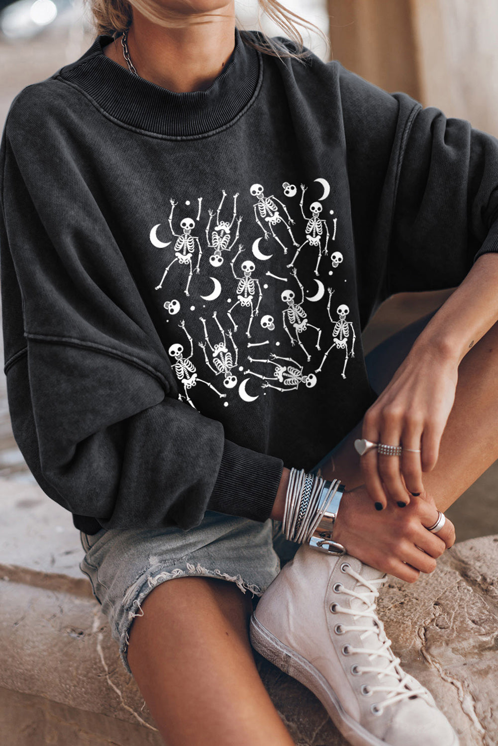 Simple Skeleton Graphic Sweatshirt