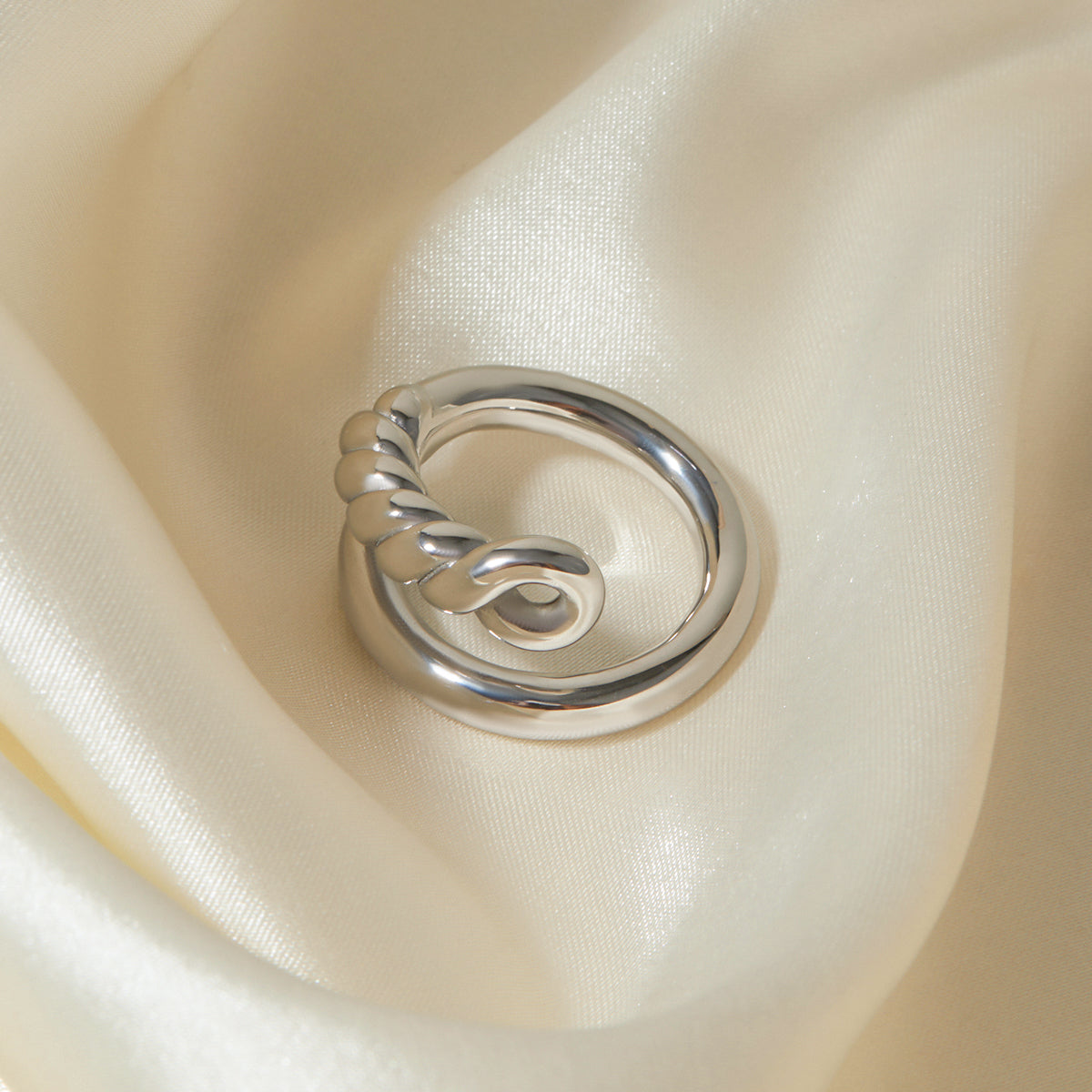 Looped Up Knot Bypass Ring